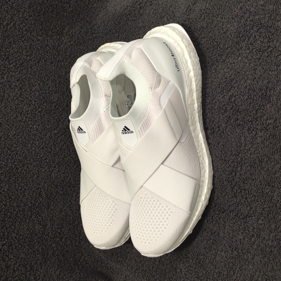 NWT adidas ULTRABOOST SLIP ON DNA White Running Shoes - Picture 4 of 11